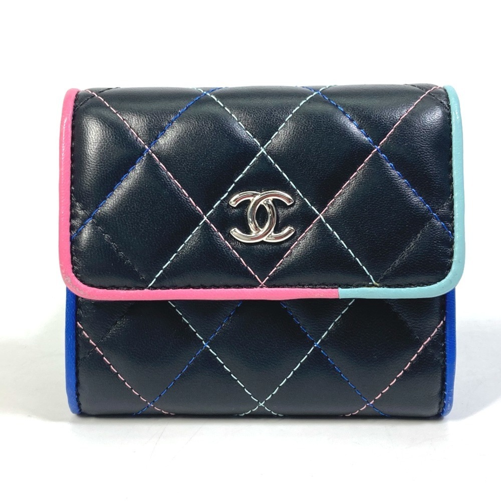 CHANEL Black Wallet